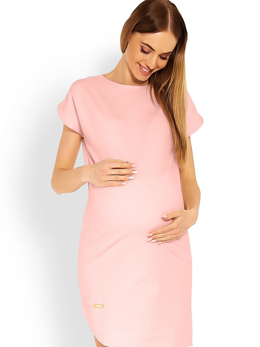 Robe de grossesse : quelle coupe choisir selon votre silhouette